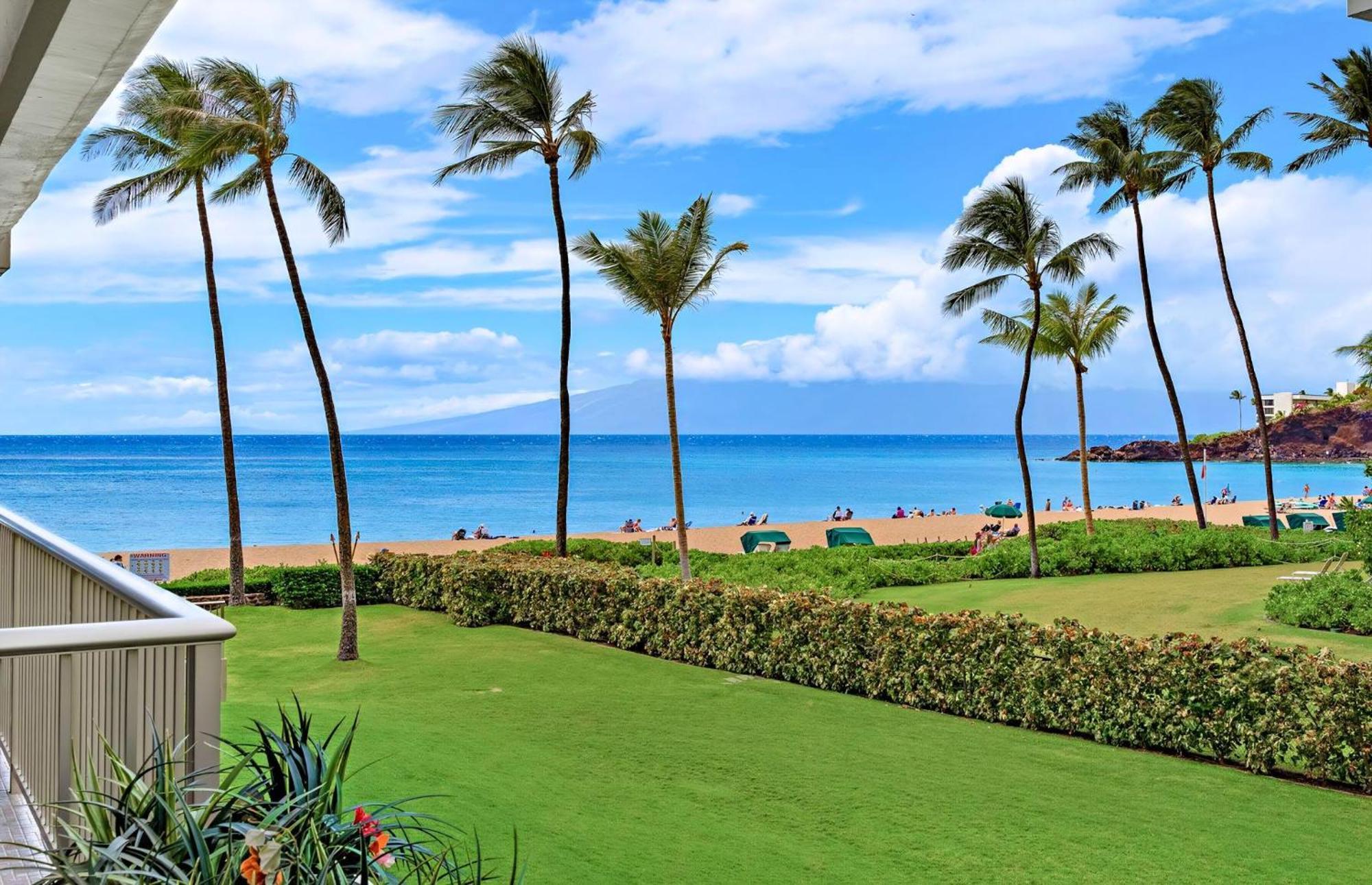 The Whaler By Maui Resort Rentals Лахайна Екстериор снимка