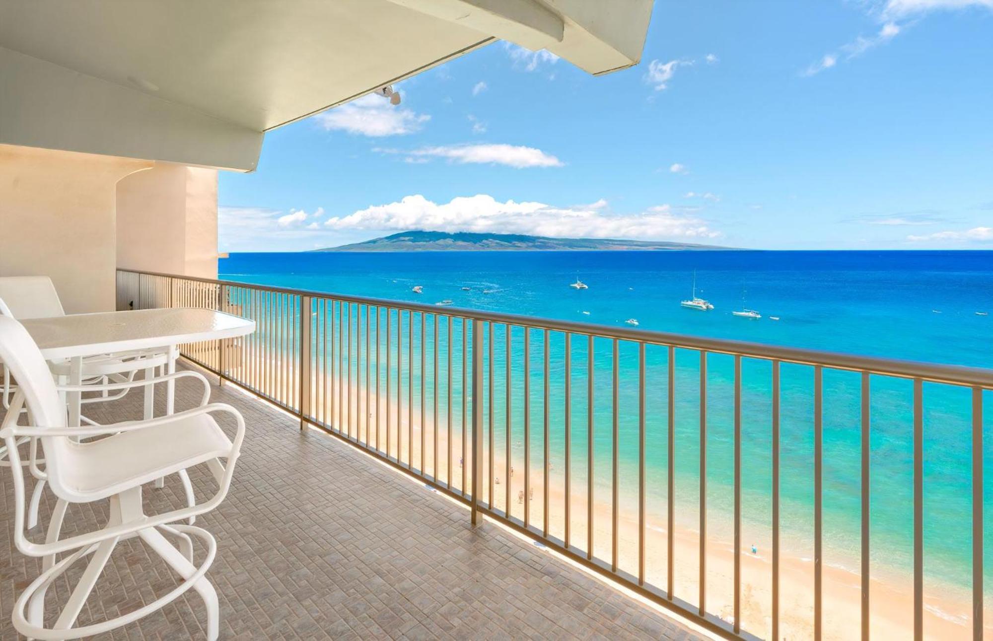The Whaler By Maui Resort Rentals Лахайна Екстериор снимка